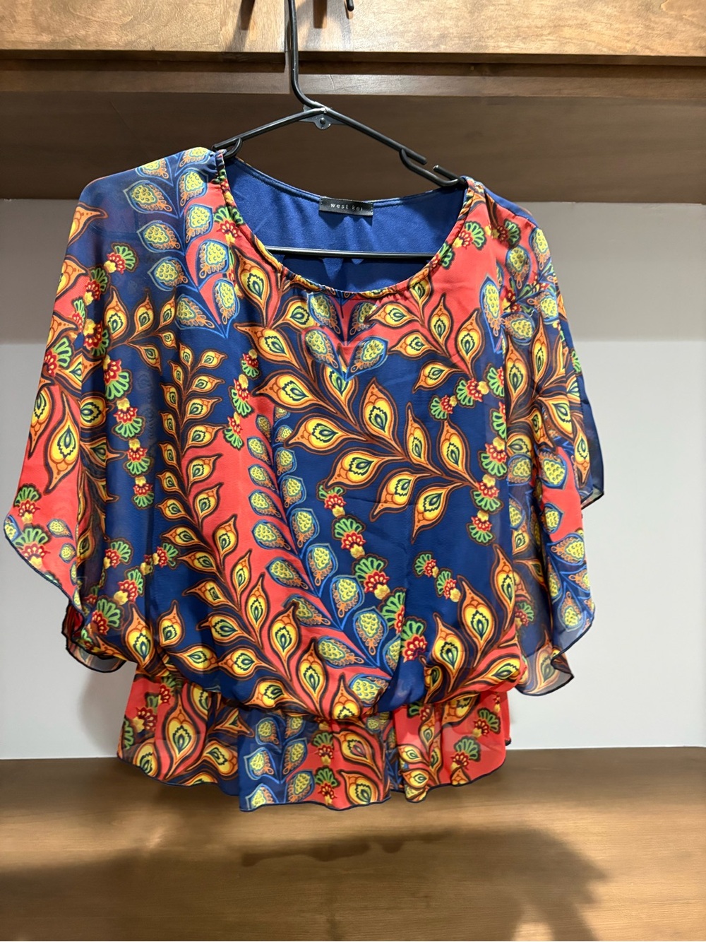 Gorgeous Multicolor Floral Print Blouse - Women's Top